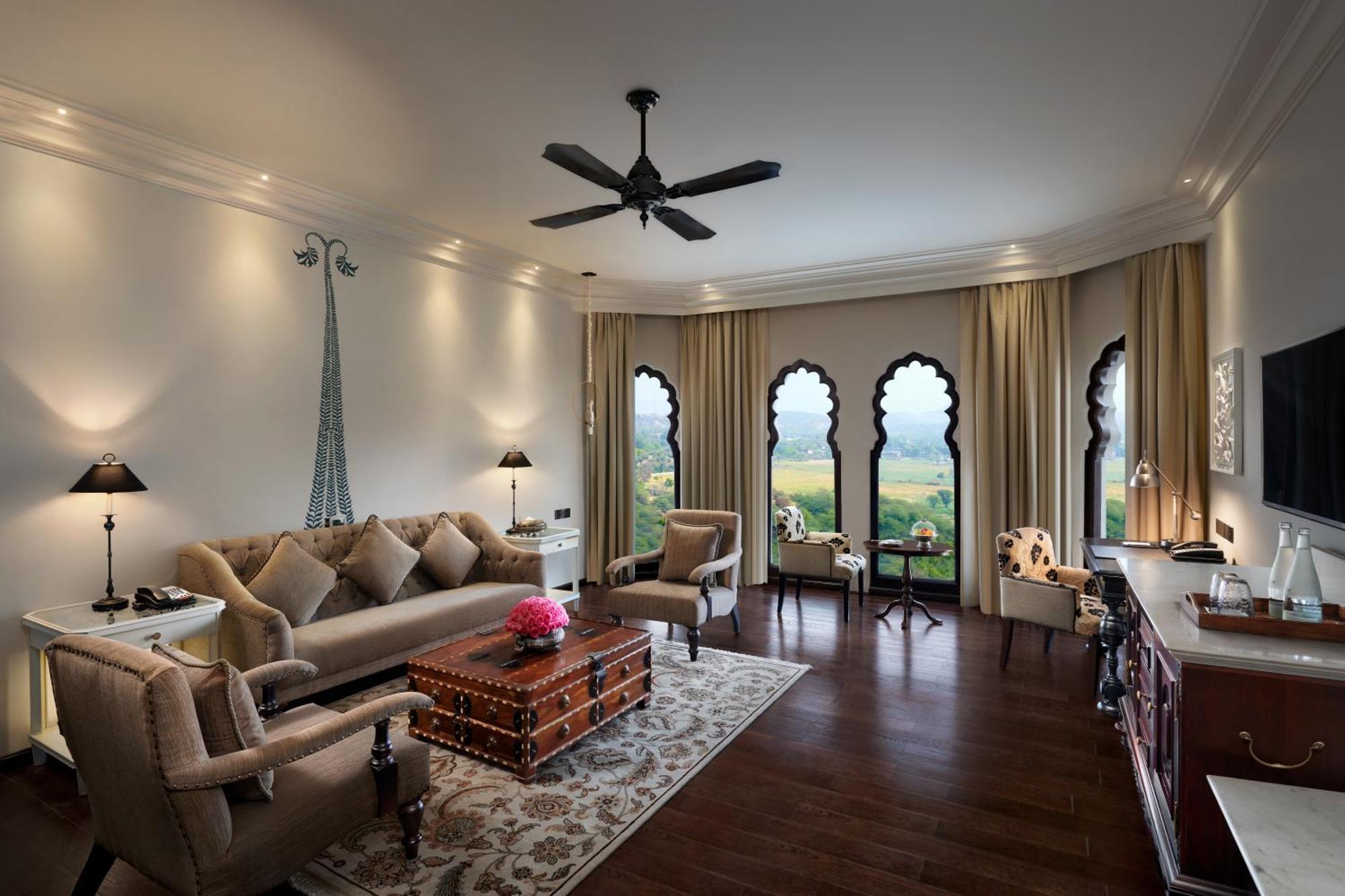 Hotel Fairmont Jaipur Extérieur photo A suite at The Oberoi Agra